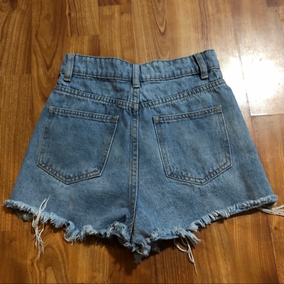 Denim & Co Studded & Pearl Distressed Jean Shorts - Picture 2 of 3